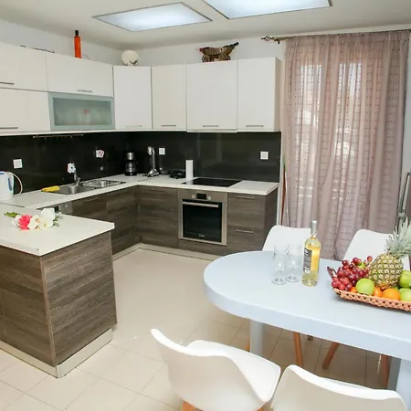 Appartement Mankon Gouves *